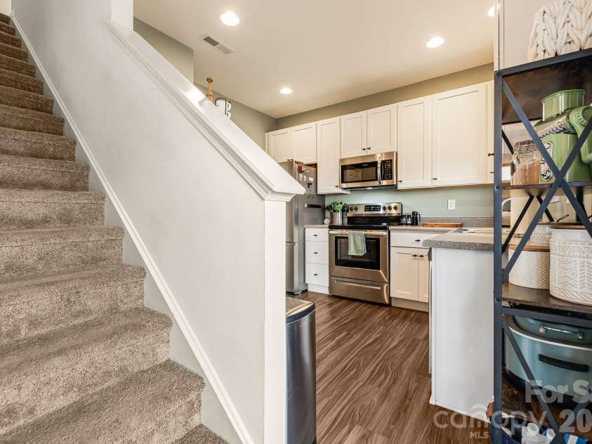 486 Cardwell Lane, Fletcher, NC 28732.  MLS# CAR4360446, YatesRealty ID 8403. 