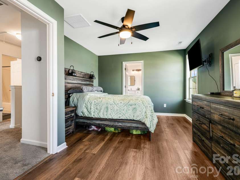 486 Cardwell Lane, Fletcher, NC 28732.  MLS# CAR4360446, YatesRealty ID 8403. Primary