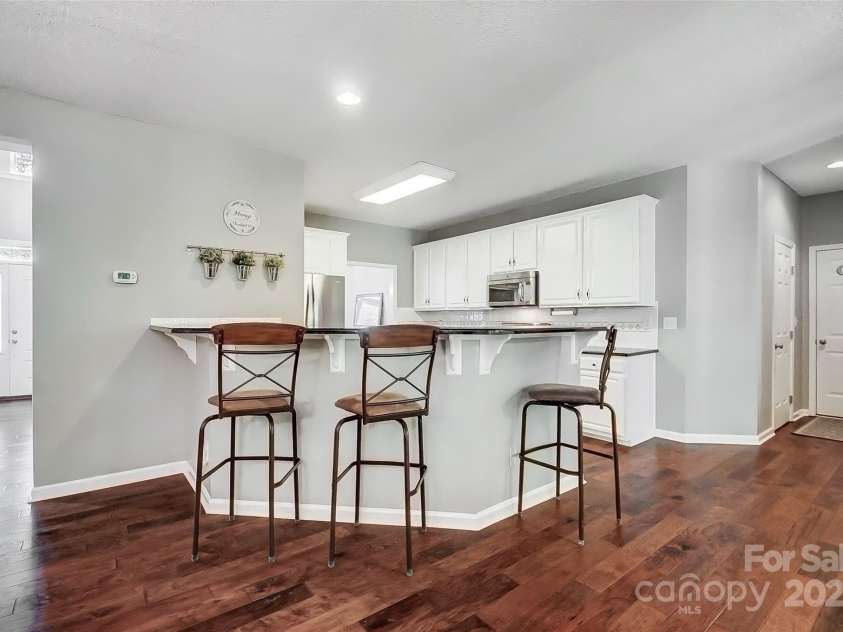 62 Pond View Lane, Fort Mill, SC 29715.  MLS# CAR4244600, YatesRealty ID 8403. 