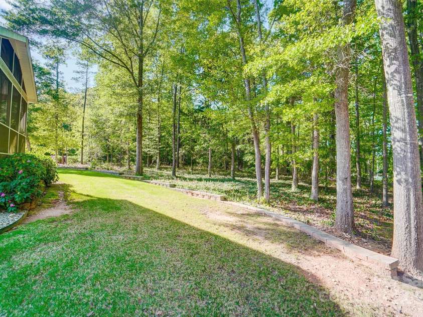 62 Pond View Lane, Fort Mill, SC 29715.  MLS# CAR4244600, YatesRealty ID 8403. 