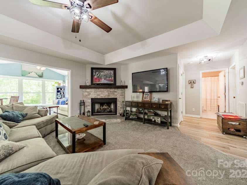 1374 Weatherby Drive, Salisbury, NC 28146.  MLS# CAR4248862, YatesRealty ID 8404. 