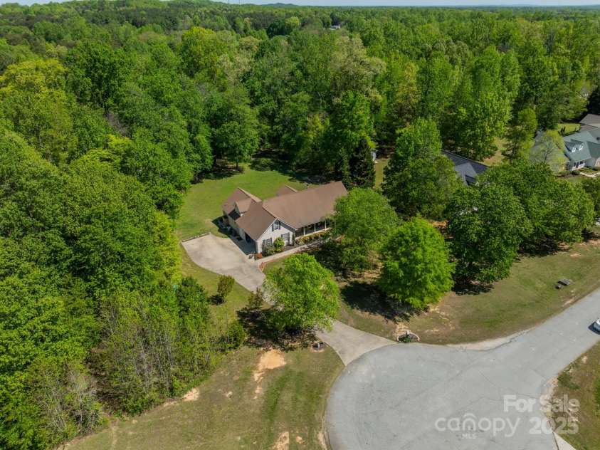 1374 Weatherby Drive, Salisbury, NC 28146.  MLS# CAR4248862, YatesRealty ID 8404. 