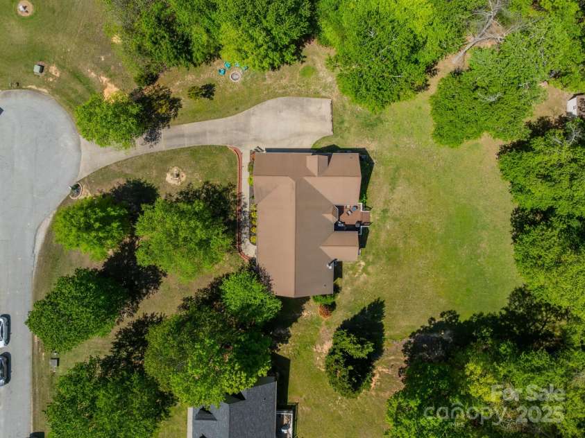 1374 Weatherby Drive, Salisbury, NC 28146.  MLS# CAR4248862, YatesRealty ID 8404. 