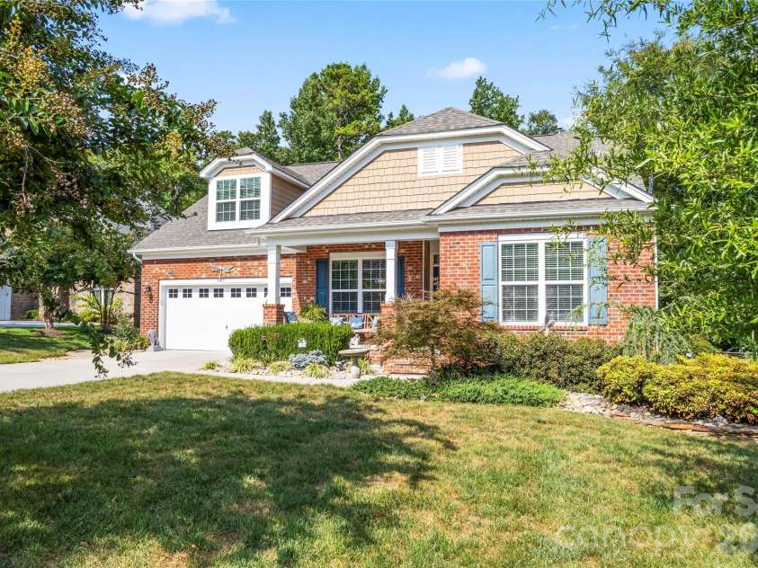 8015 Frances Haven Drive, Harrisburg, NC 28075.  MLS# CAR4318359, YatesRealty ID 8404. 