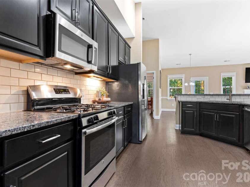 8015 Frances Haven Drive, Harrisburg, NC 28075.  MLS# CAR4318359, YatesRealty ID 8404. 