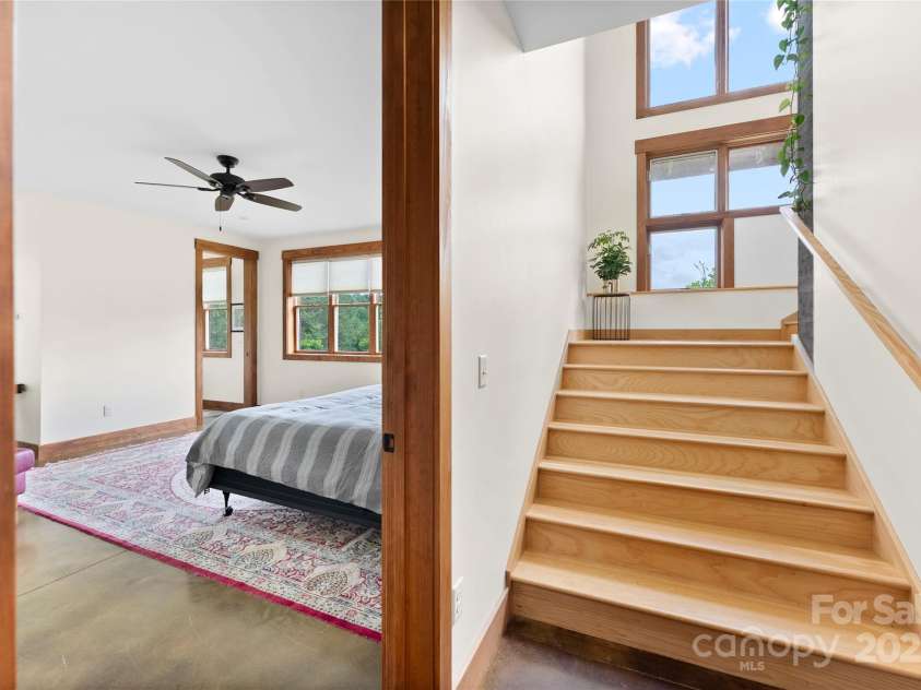 13 New Home Road, Marshall, NC 28753.  MLS# CAR4274055, YatesRealty ID 8405. 