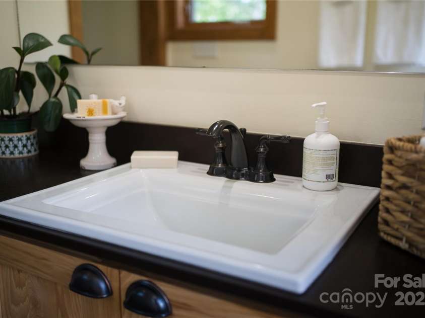 13 New Home Road, Marshall, NC 28753.  MLS# CAR4274055, YatesRealty ID 8405. Bathroom 1