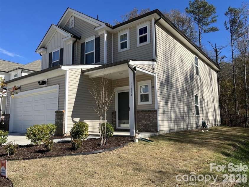 11004 Wickenden Way, Charlotte, NC 28214.  MLS# CAR4351156, YatesRealty ID 8406. 