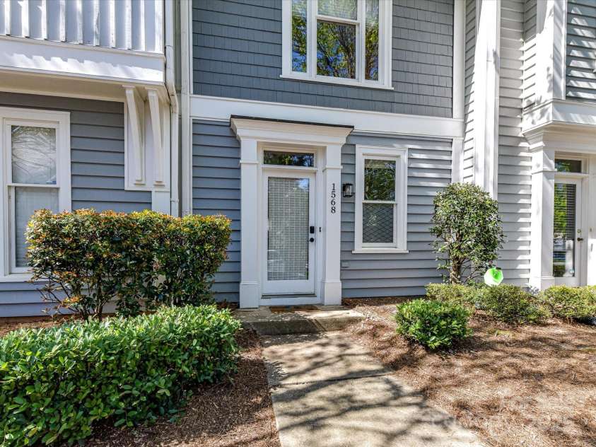 1568 Cleveland Avenue, Charlotte, NC 28203.  MLS# CAR4245055, YatesRealty ID 8406. 