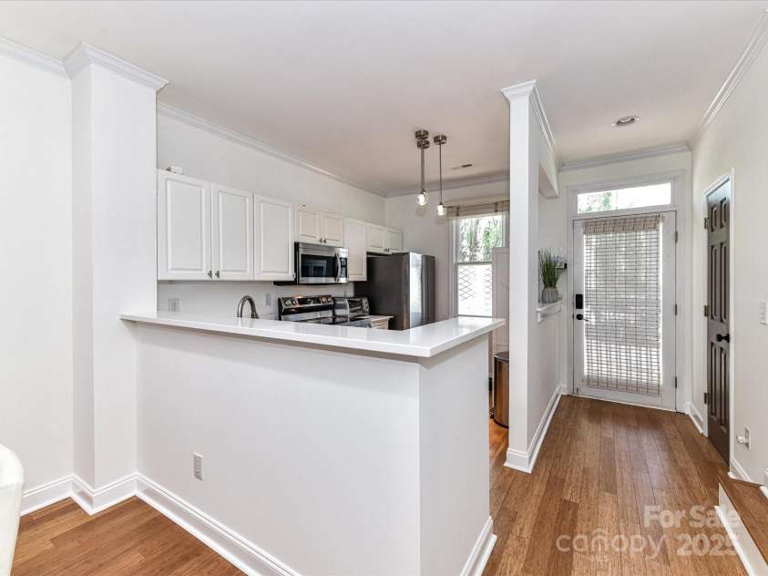1568 Cleveland Avenue, Charlotte, NC 28203.  MLS# CAR4245055, YatesRealty ID 8406. 