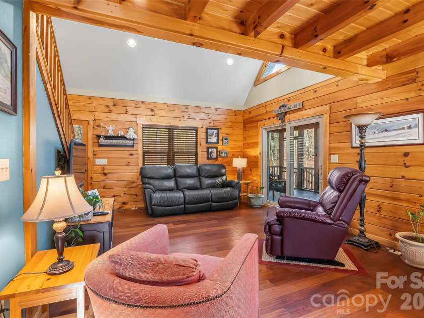 204 Mountain Vista Drive, Nebo, NC 28761.  MLS# CAR4330254, YatesRealty ID 8408. 