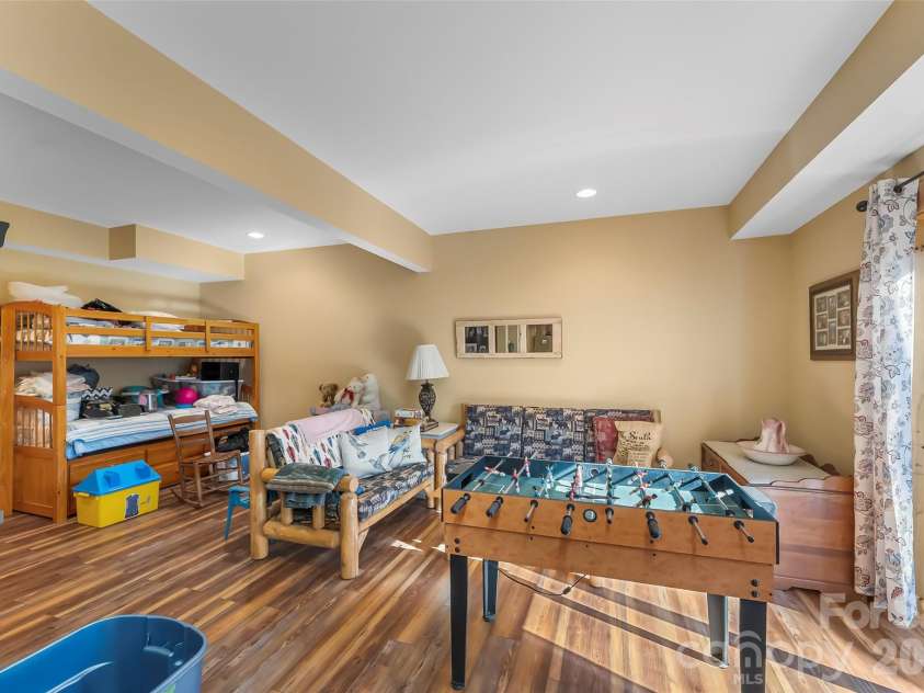 204 Mountain Vista Drive, Nebo, NC 28761.  MLS# CAR4330254, YatesRealty ID 8408. 