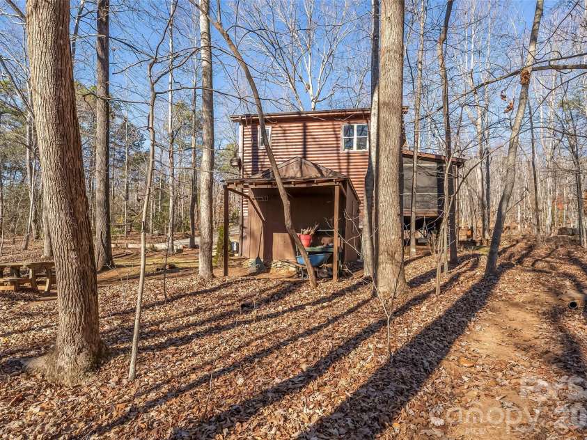 204 Mountain Vista Drive, Nebo, NC 28761.  MLS# CAR4330254, YatesRealty ID 8408. 