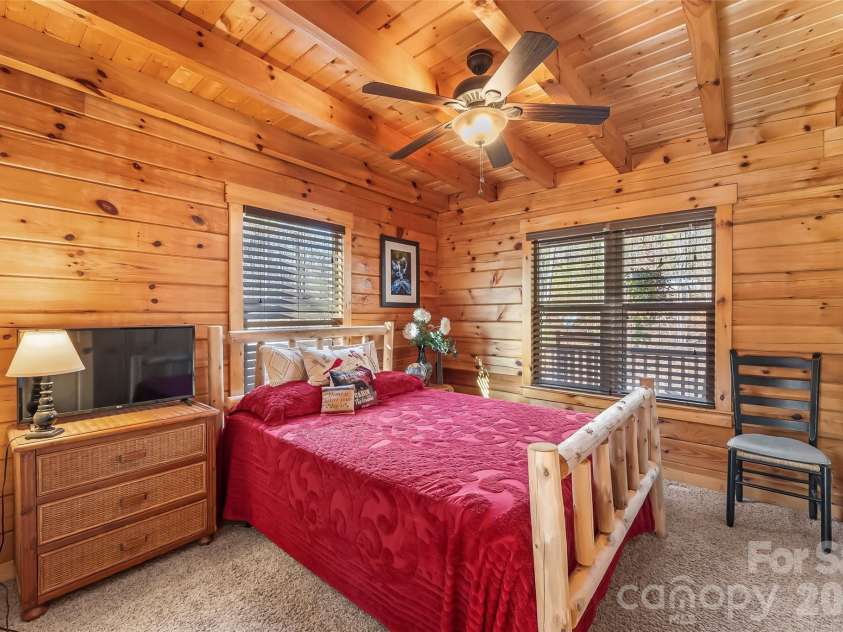 204 Mountain Vista Drive, Nebo, NC 28761.  MLS# CAR4330254, YatesRealty ID 8408. Main level bedroom
