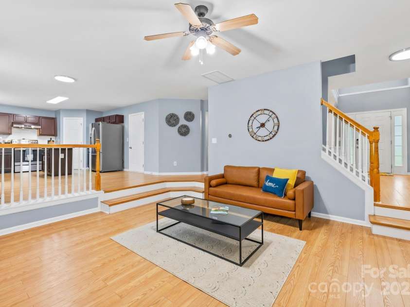 5025 Wicklow Drive, Gastonia, NC 28054.  MLS# CAR4291609, YatesRealty ID 8408. Open Floorplan