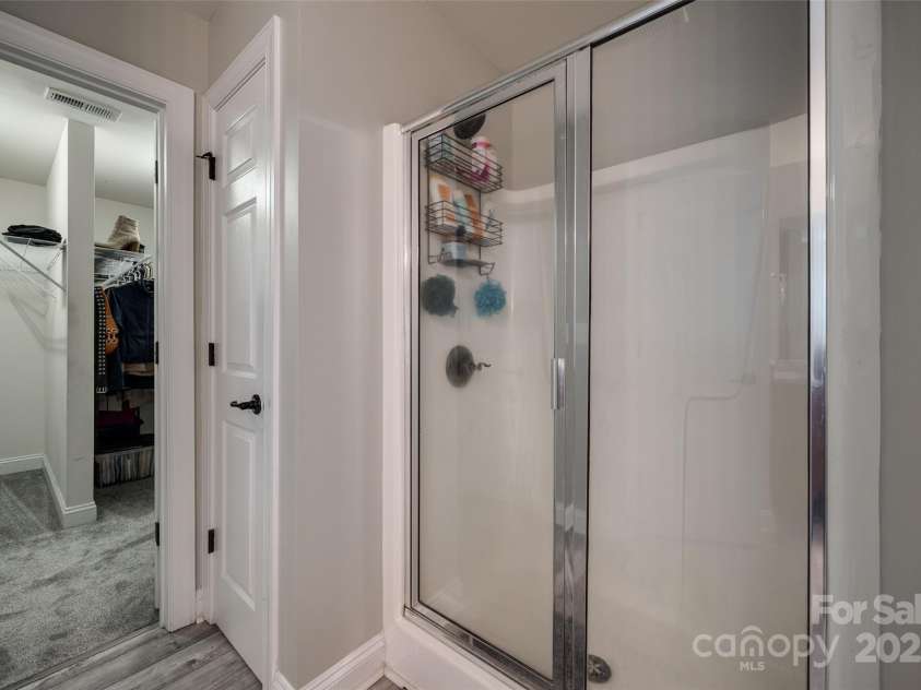 10071 Highland Creek Circle, Indian Land, SC 29707.  MLS# CAR4235607, YatesRealty ID 8409. Primary Bathroom