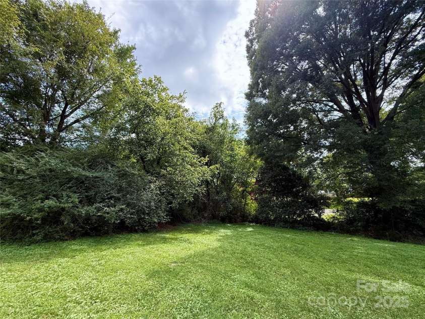 921 Long Street Extension, Oakboro, NC 28129.  MLS# CAR4311497, YatesRealty ID 8409. 