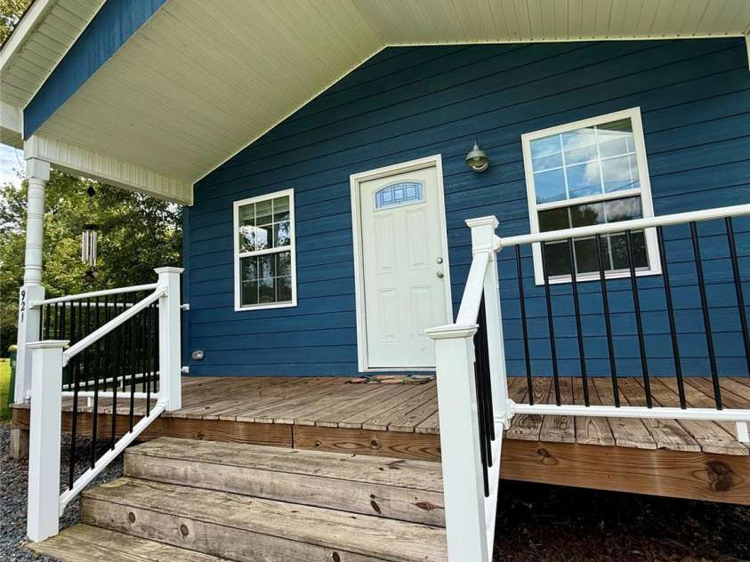 921 Long Street Extension, Oakboro, NC 28129.  MLS# CAR4311497, YatesRealty ID 8409. 