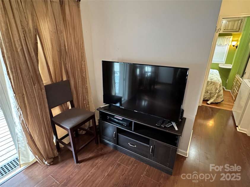 124 Hummingbird Circle, New London, NC 25127.  MLS# CAR4320596, YatesRealty ID 841. 