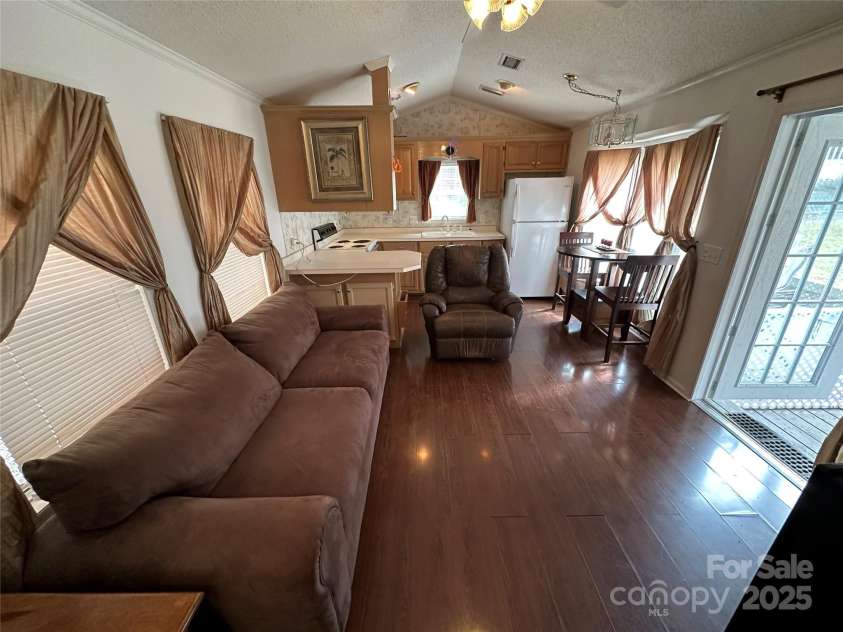 124 Hummingbird Circle, New London, NC 25127.  MLS# CAR4320596, YatesRealty ID 841. 