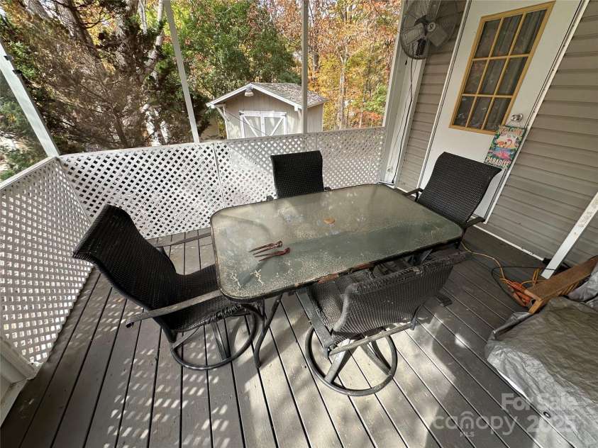 124 Hummingbird Circle, New London, NC 25127.  MLS# CAR4320596, YatesRealty ID 841. 