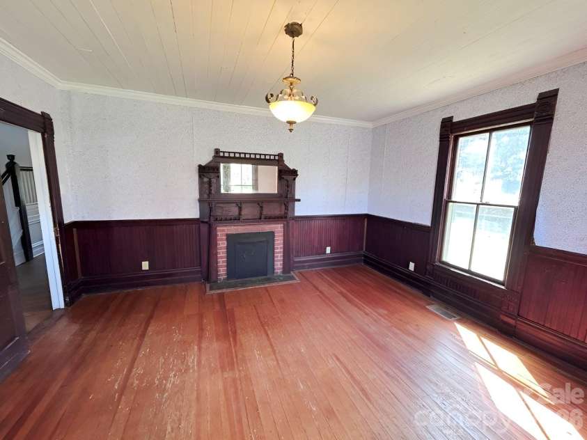 202 Central Avenue, Catawba, NC 28609.  MLS# CAR4359064, YatesRealty ID 8410. 