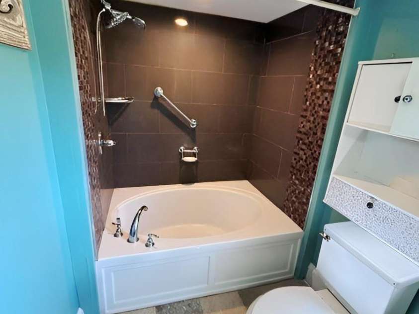 202 Central Avenue, Catawba, NC 28609.  MLS# CAR4359064, YatesRealty ID 8410. 