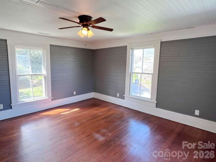 202 Central Avenue, Catawba, NC 28609.  MLS# CAR4359064, YatesRealty ID 8410. 