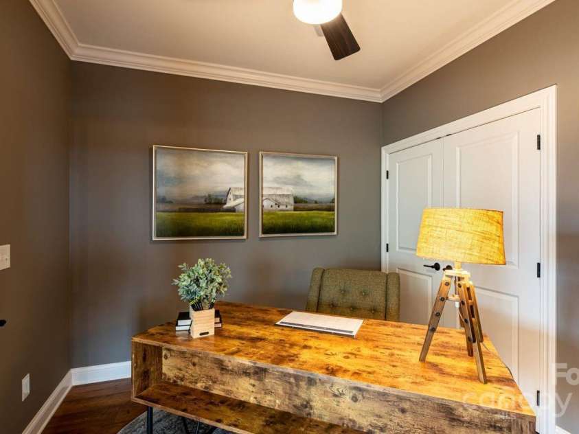 132 Alenda Lux Circle, Mooresville, NC 28115.  MLS# CAR4158468, YatesRealty ID 8411. Den