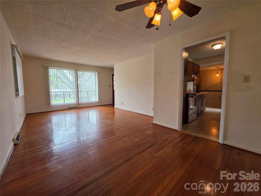 217 Park Road, Mount Holly, NC 28120.  MLS# CAR4360261, YatesRealty ID 8412. 