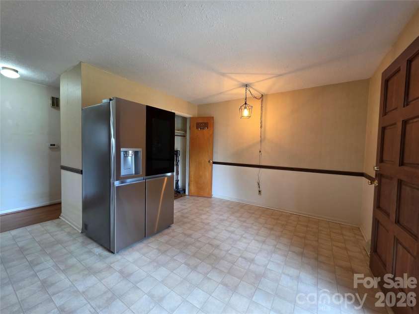 217 Park Road, Mount Holly, NC 28120.  MLS# CAR4360261, YatesRealty ID 8412. 