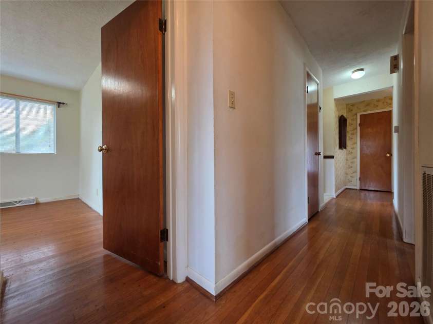 217 Park Road, Mount Holly, NC 28120.  MLS# CAR4360261, YatesRealty ID 8412. 