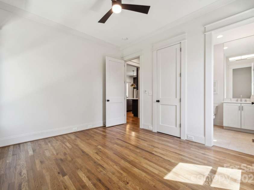 1218 Karendale Avenue, Charlotte, NC 28208.  MLS# CAR4239159, YatesRealty ID 8413. Junior Primary Downstairs