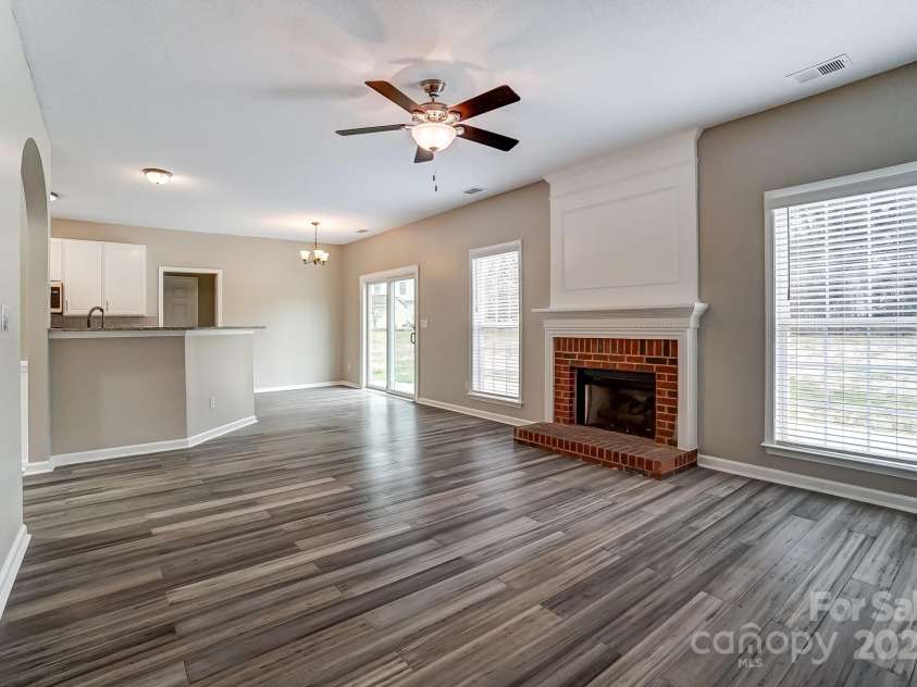 12332 Ridge Cove Circle, Charlotte, NC 28273.  MLS# CAR4230545, YatesRealty ID 8415. 