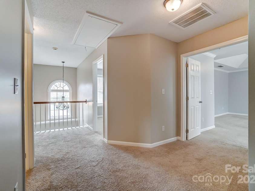 12332 Ridge Cove Circle, Charlotte, NC 28273.  MLS# CAR4230545, YatesRealty ID 8415. 