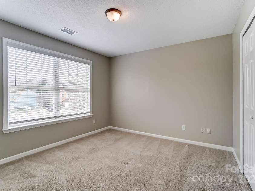 12332 Ridge Cove Circle, Charlotte, NC 28273.  MLS# CAR4230545, YatesRealty ID 8415. 