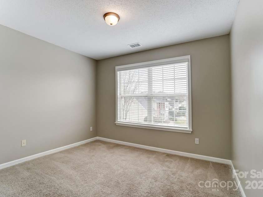 12332 Ridge Cove Circle, Charlotte, NC 28273.  MLS# CAR4230545, YatesRealty ID 8415. 