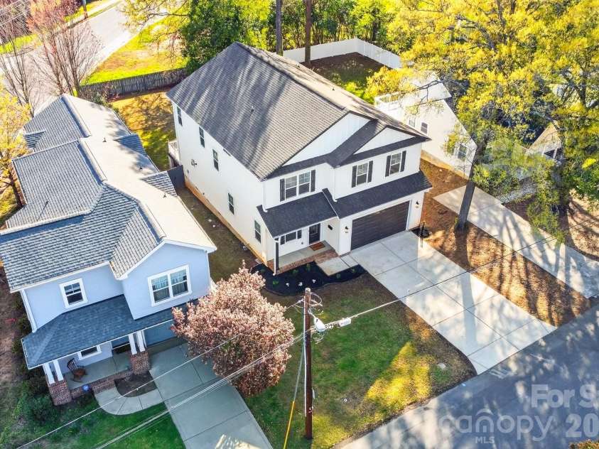 1316 Ordermore Avenue, Charlotte, NC 28203.  MLS# CAR4357333, YatesRealty ID 8415. 