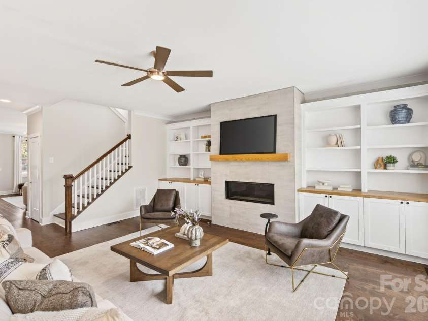 1316 Ordermore Avenue, Charlotte, NC 28203.  MLS# CAR4357333, YatesRealty ID 8415. 