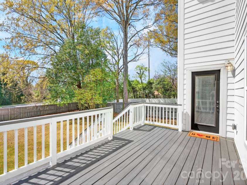 1316 Ordermore Avenue, Charlotte, NC 28203.  MLS# CAR4357333, YatesRealty ID 8415. 