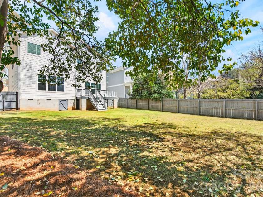 1316 Ordermore Avenue, Charlotte, NC 28203.  MLS# CAR4357333, YatesRealty ID 8415. 