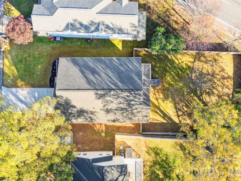 1316 Ordermore Avenue, Charlotte, NC 28203.  MLS# CAR4357333, YatesRealty ID 8415. 