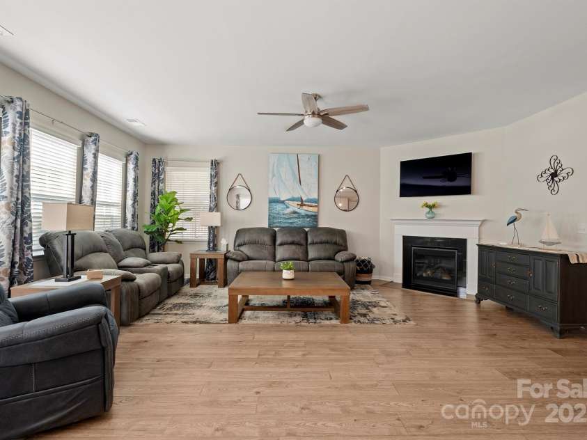 168 Kennerly Center Drive, Mooresville, NC 28115.  MLS# CAR4234236, YatesRealty ID 8416. 