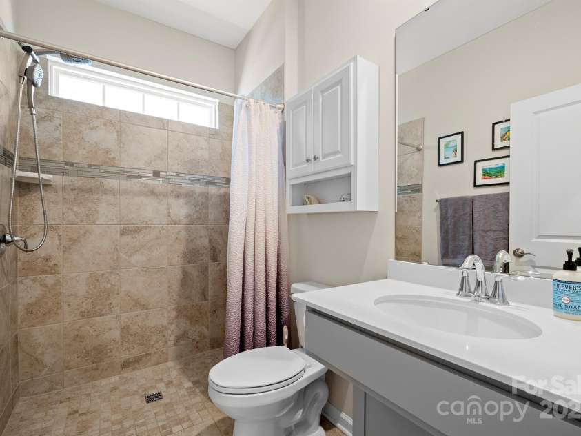 168 Kennerly Center Drive, Mooresville, NC 28115.  MLS# CAR4234236, YatesRealty ID 8416. 
