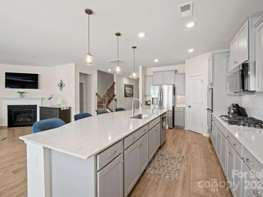168 Kennerly Center Drive, Mooresville, NC 28115.  MLS# CAR4234236, YatesRealty ID 8416. 