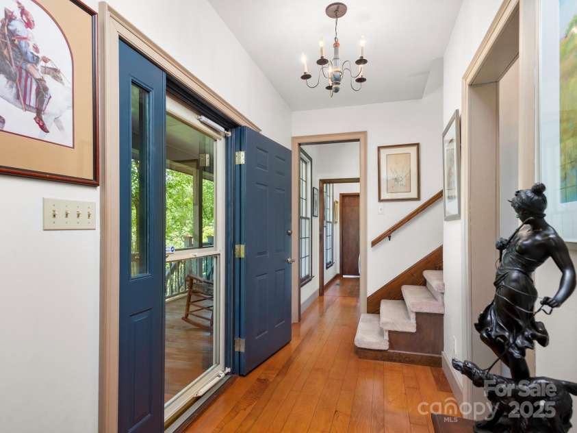116 Sams Branch Road, Candler, NC 28715.  MLS# CAR4137587, YatesRealty ID 8417. Lovely hallway