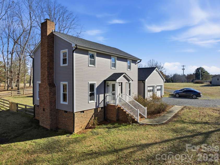 122 Cj Thomas Road, Monroe, NC 28110.  MLS# CAR4340500, YatesRealty ID 8417. 