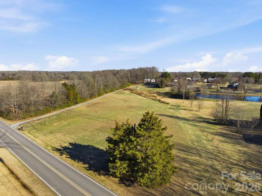 122 Cj Thomas Road, Monroe, NC 28110.  MLS# CAR4340500, YatesRealty ID 8417. 