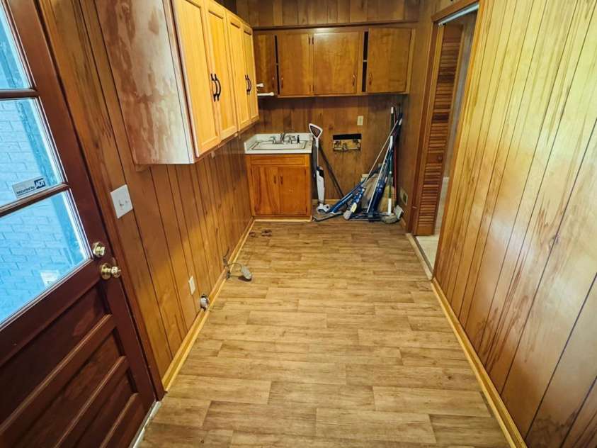 2480 Sumter Highway, Bishopville, SC 29010.  MLS# CAR4247425, YatesRealty ID 8418. 