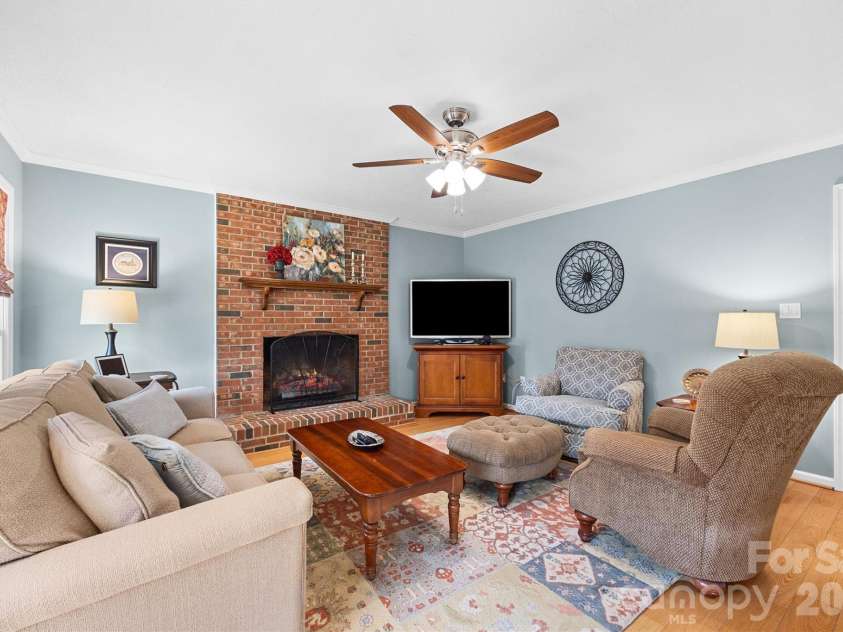 3172 Hitching Post Lane, Rock Hill, SC 29732.  MLS# CAR4361297, YatesRealty ID 8418. 